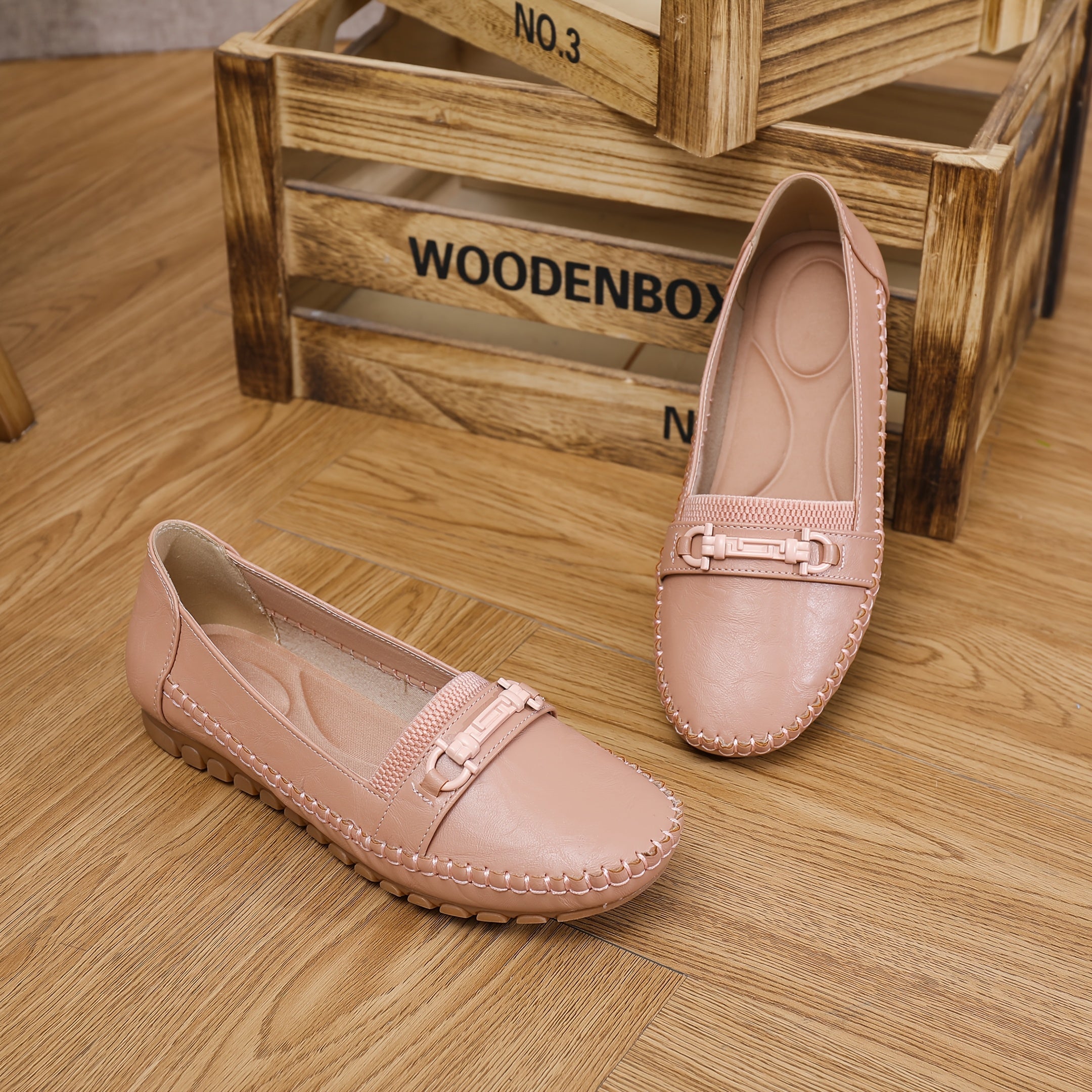 Women’s Breathable Flat Shoes - Round Toe Slip-Ons, White, All-Season