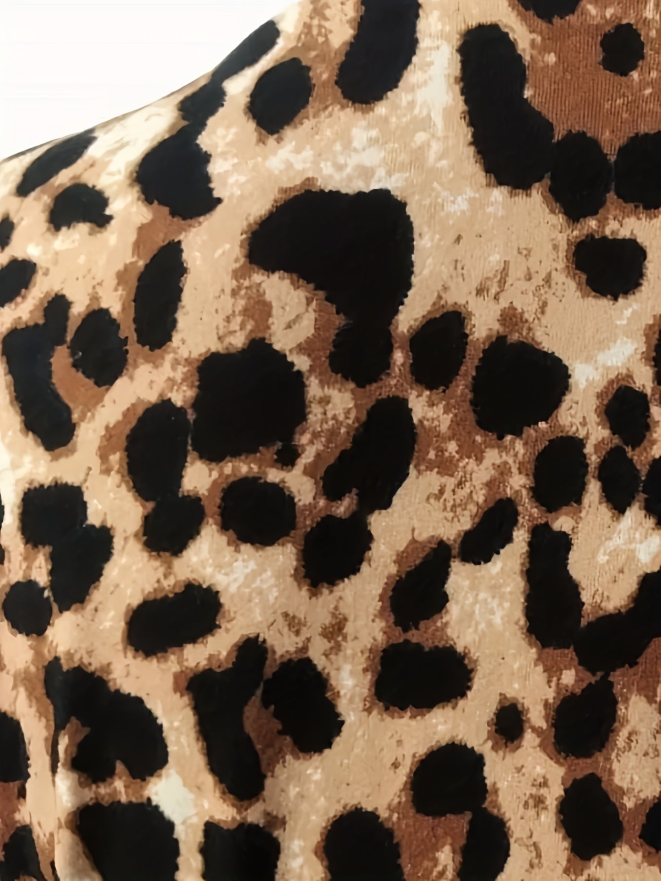 Conjunto de ropa de estar con estampado de leopardo para mujer con bata, top corto y pantalones