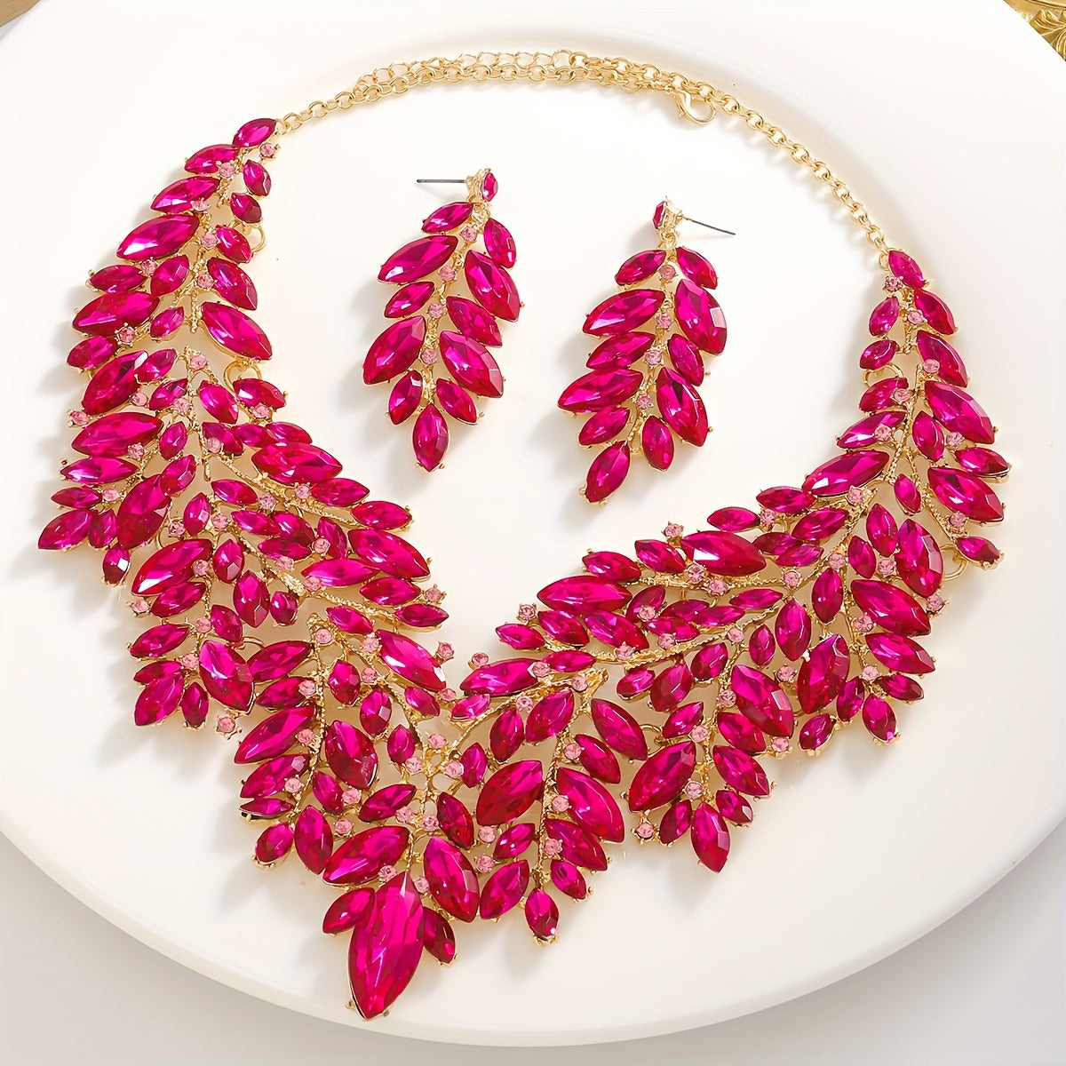 Conjunto de joyería nupcial, collar y pendientes de pedrería, estilo del Medio Oriente