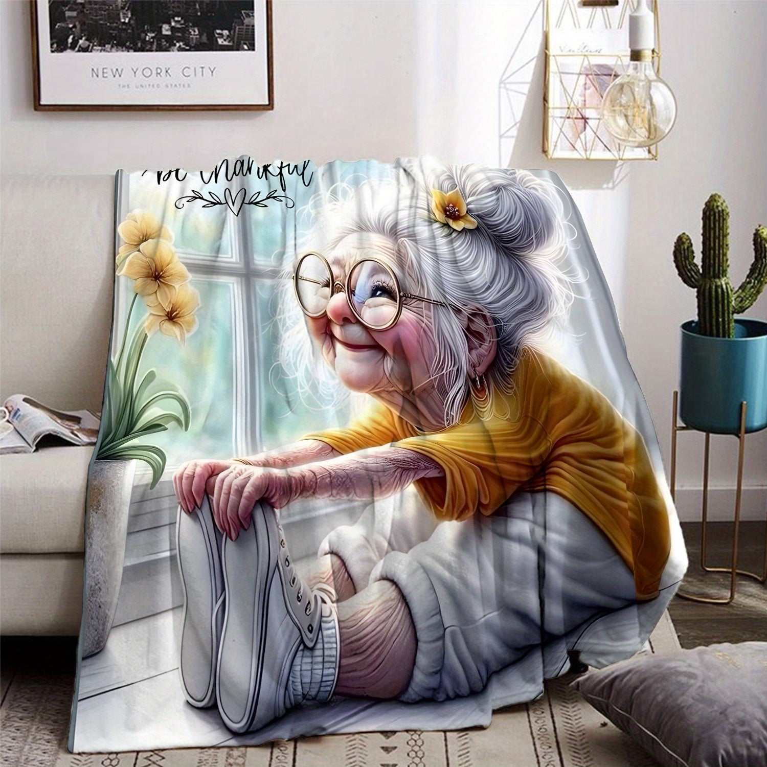 All-Season Cozy Printed Blanket for Grandma and Women Soft Polyester Flannel