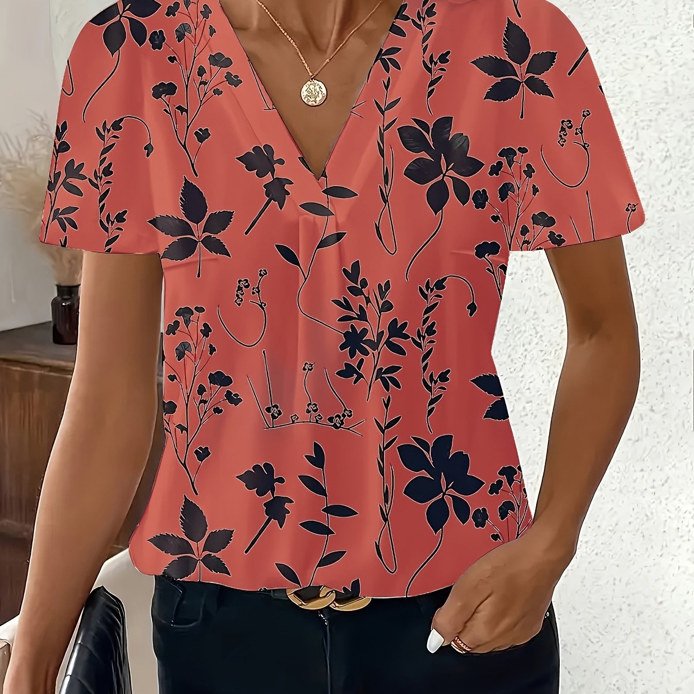 Women's V-Neck Blouse Lightweight Polyester Short Sleeve Pleated Summer Chic