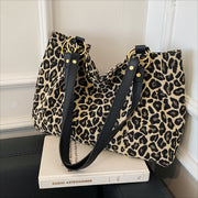Leopard Print Tote Bag for Women Fabric Black and Gold Large Capacity for Shopping and Commuting