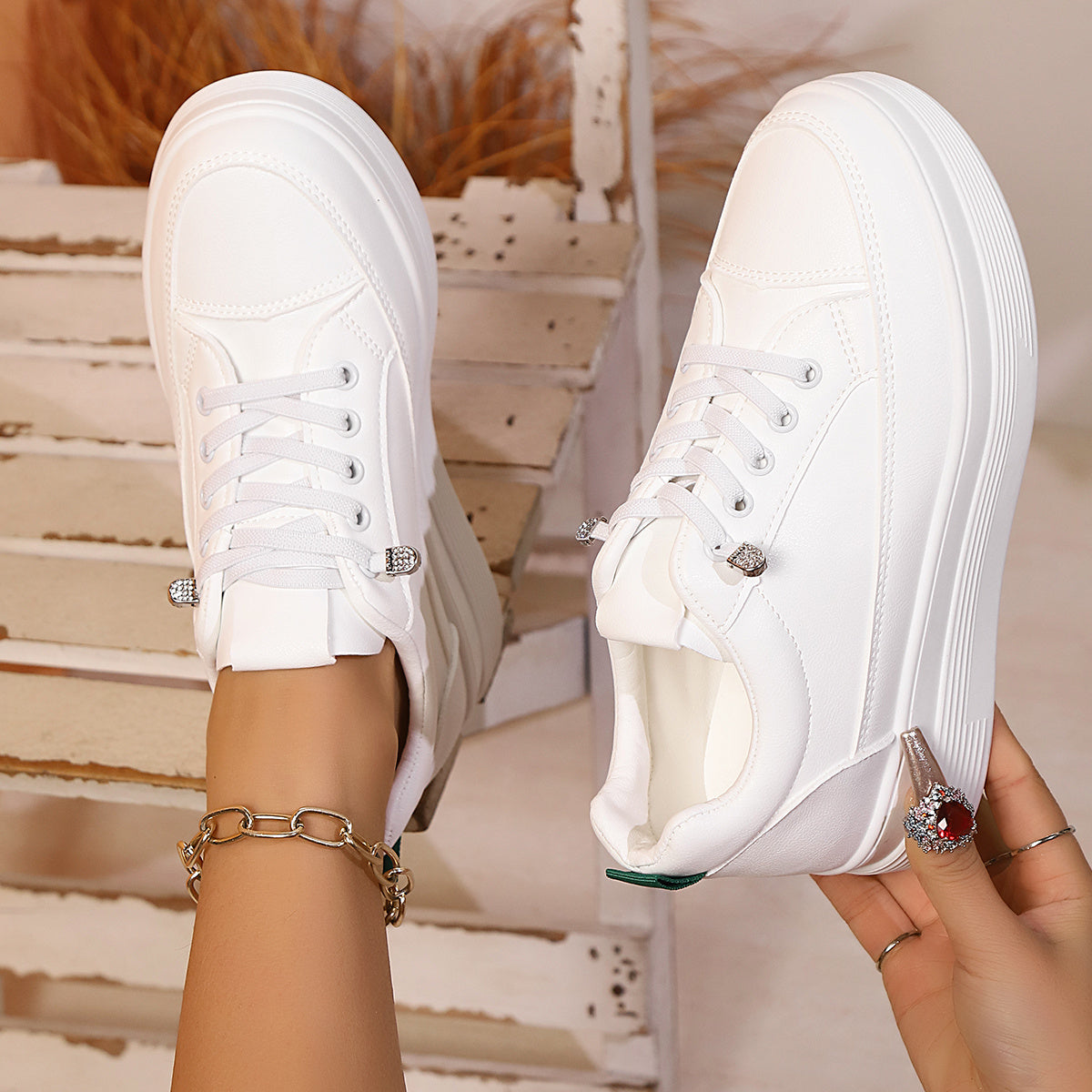 Women's White Low-Top Platform Sneakers with 2.54cm Lift for Casual Wear