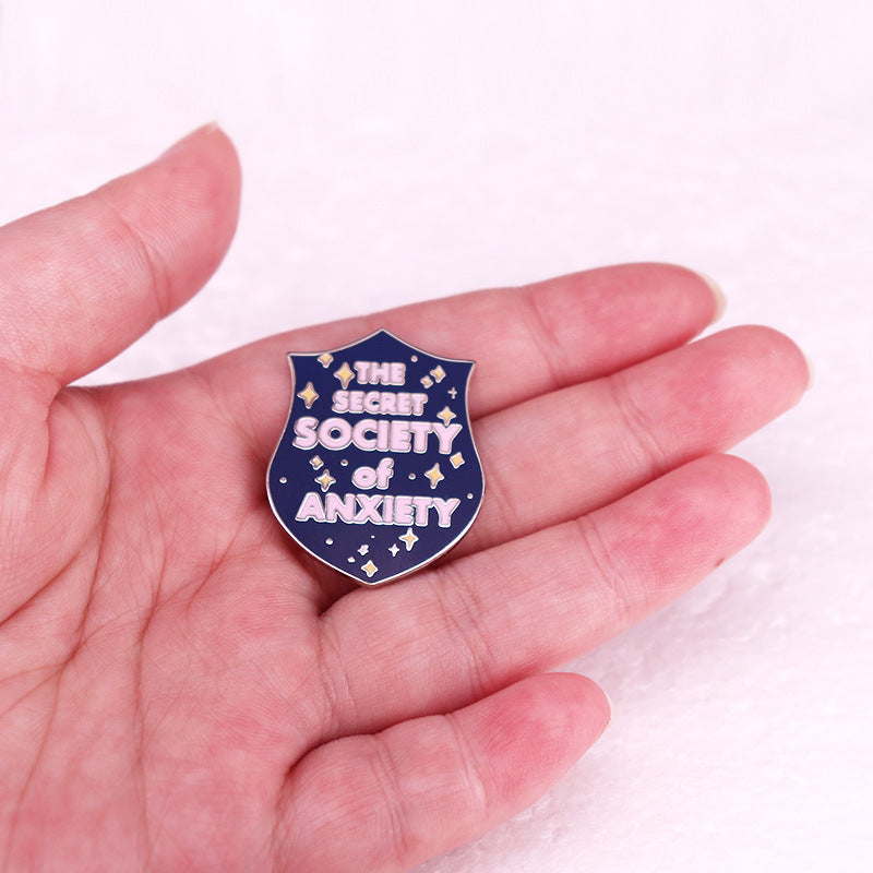 Kiyimlar, shapka, sumka uchun shinam yulduz brosh, zamonaviy metall pin, do'stlarga sovg'a