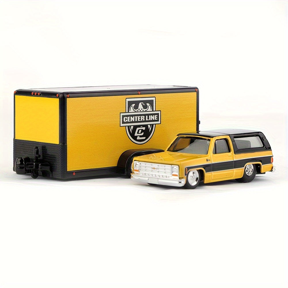 Camión de modelo en escala 1:64 para niñas y niños, en color amarillo y negro, con puertas abiertas