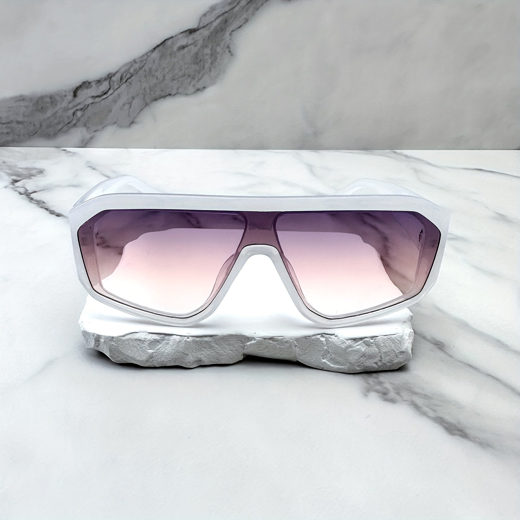 Large Retro Jelly Color Sunglasses for Men and Women Anti-Glare UV Protection for Hiking Beach Travel