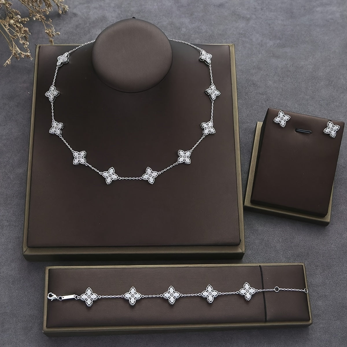 Women's Jewelry Set Cubic Zirconia Four-Leaf Flower Necklace Earrings Bracelet White Gold Plated