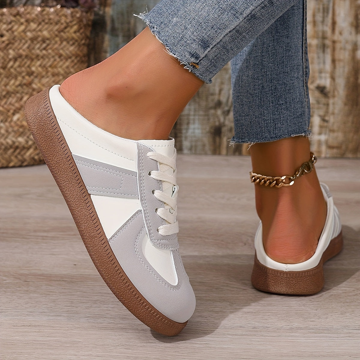 Ayollar uchun tekis boshli shippaklar qulay ichki yopishqoqsiz va sirpanishga qarshi