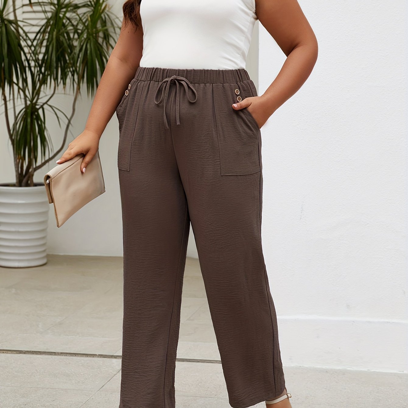 Plus Size Women's High-Waisted Straight-Leg Pants Elastic Waist Wide Fit Casual