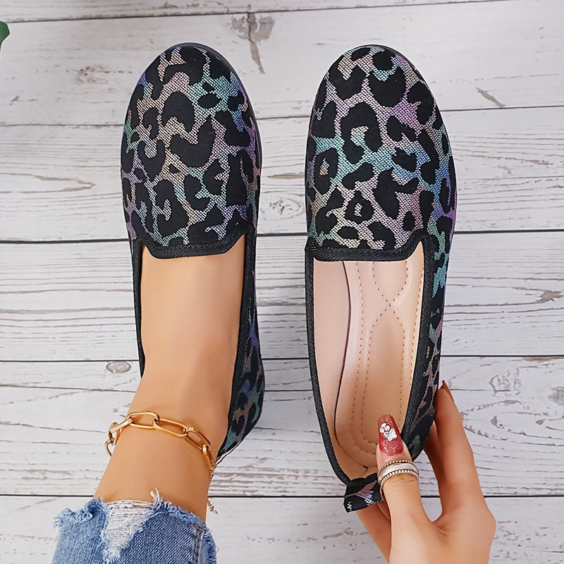 Women's Heart Pattern Slip-On Flats Fabric Shoes Comfortable All-Season