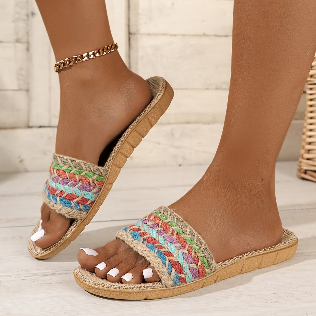 Women's Straw Slides Casual Open Toe Summer Shoes Lightweight Beach Sandals