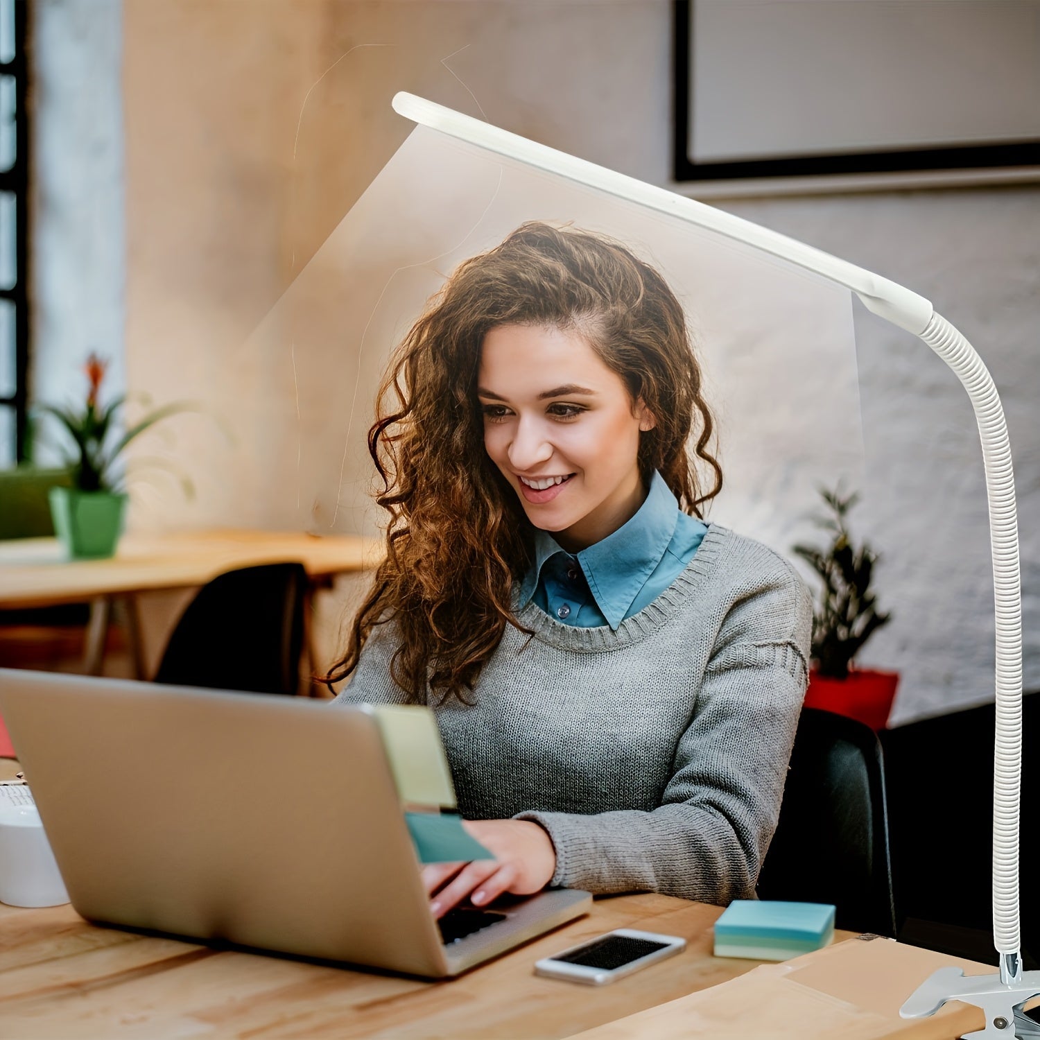 Adjustable USB Desk Lamp with Clamp Eye-Friendly Gooseneck Reading Light