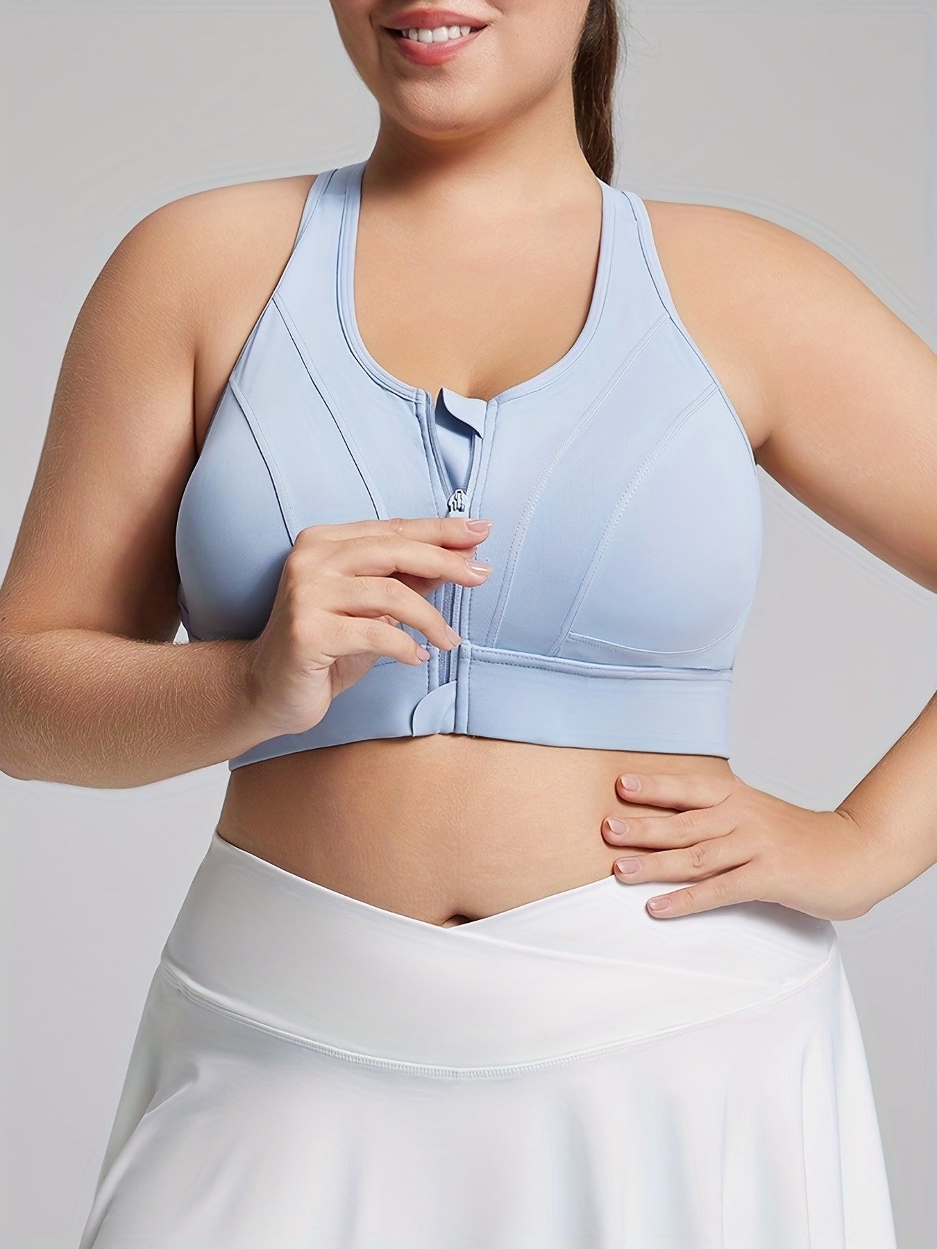 Plus Size Women's Zipper Sports Bra Yoga Vest with Padded Bust and Back Support
