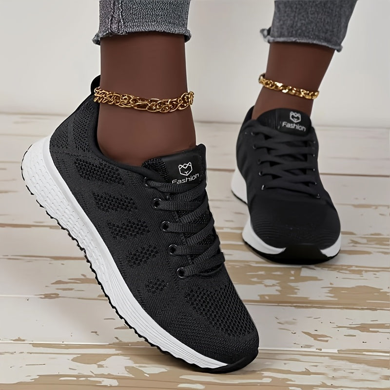 Women's Breathable Mesh Running Shoes Black and White Lightweight Sneakers