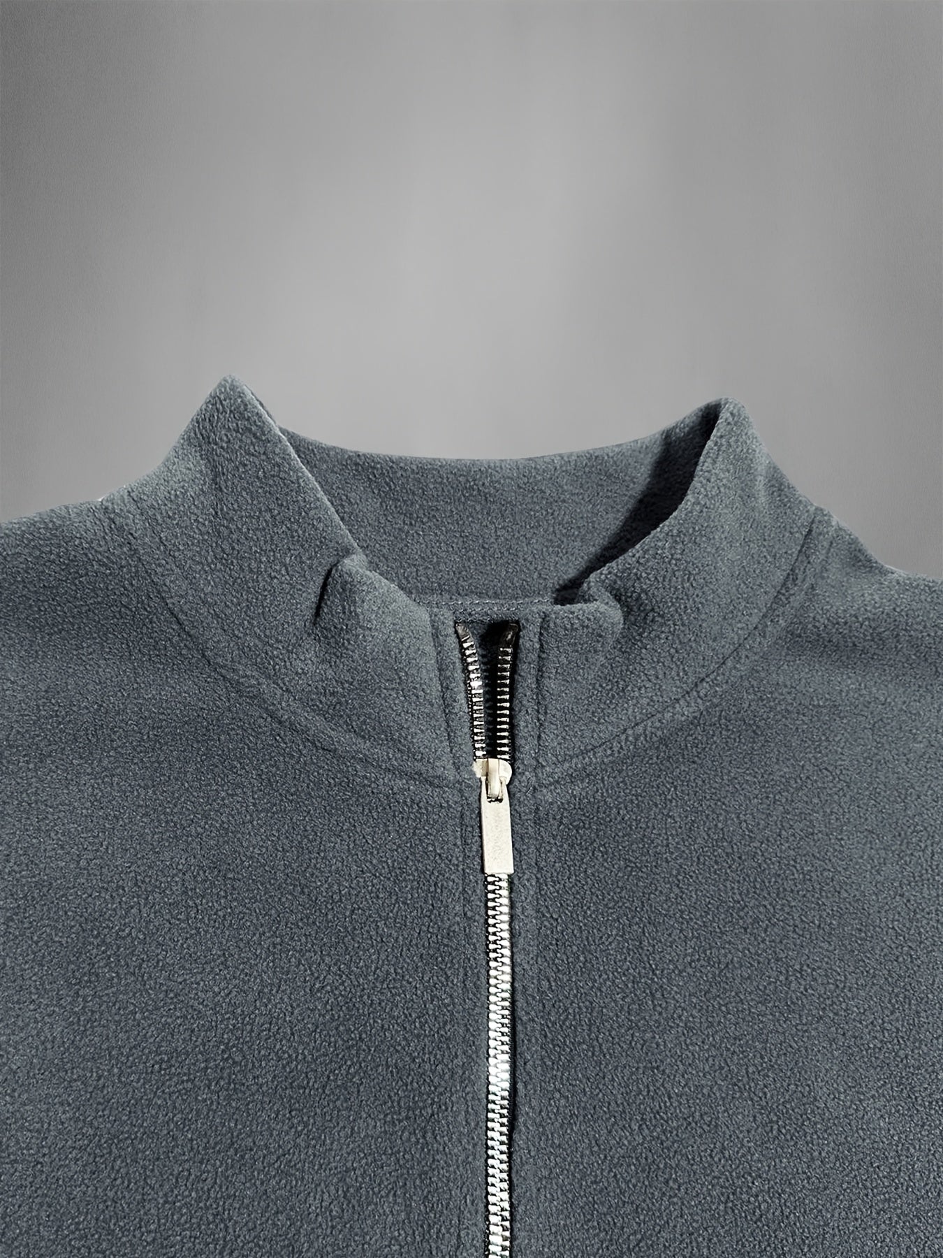 Men's Winter Windproof Fleece Pullover with Stand Collar Long Sleeves Zipper Pattern