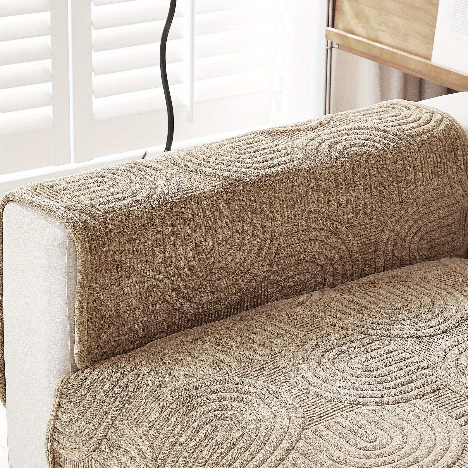 Чехол на мебель из молочного бархата с шерпой, противоскользящий, для защиты мебели, подходит для домашних животных