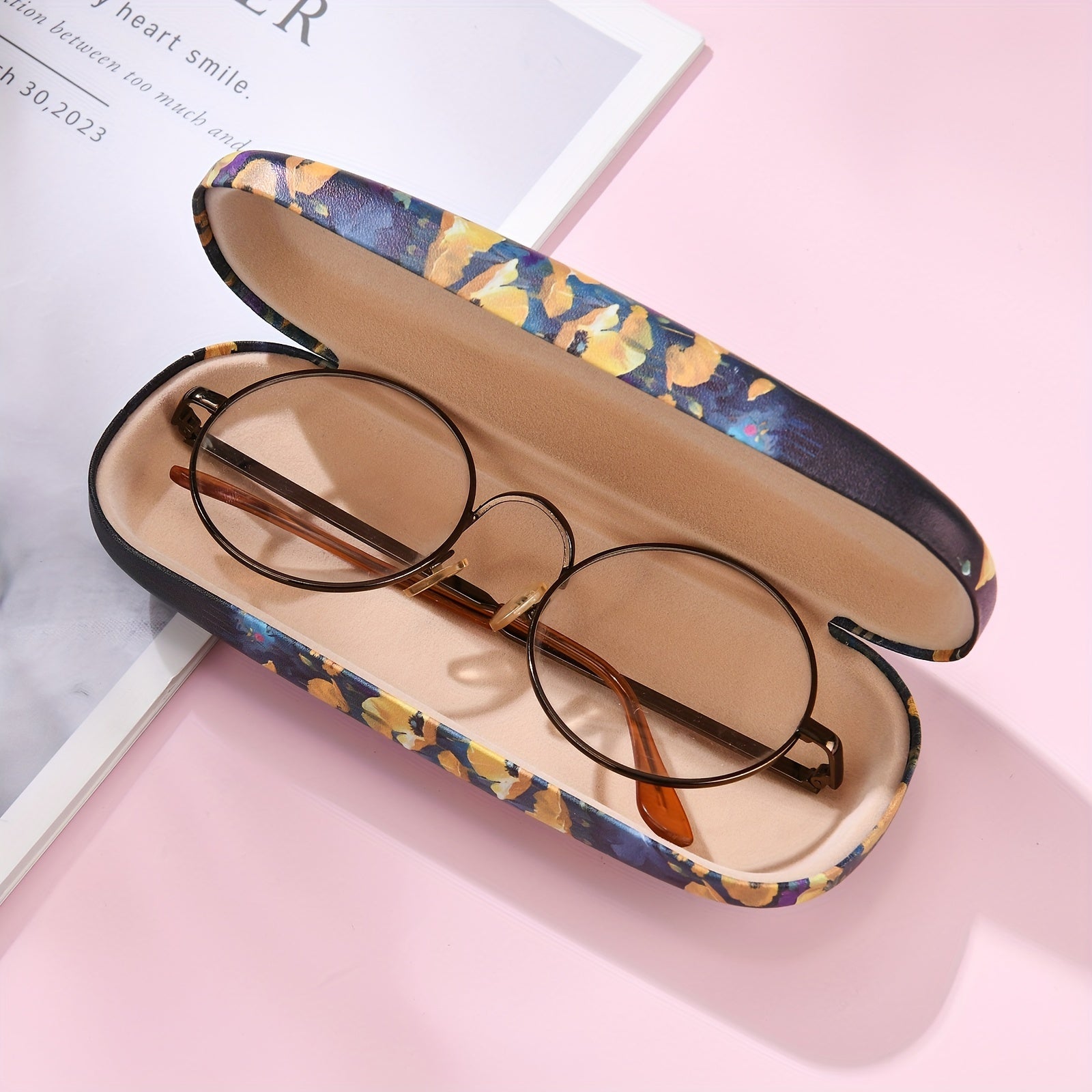 Creative Six Cats Glasses Case for Men Women Stylish Protective Storage