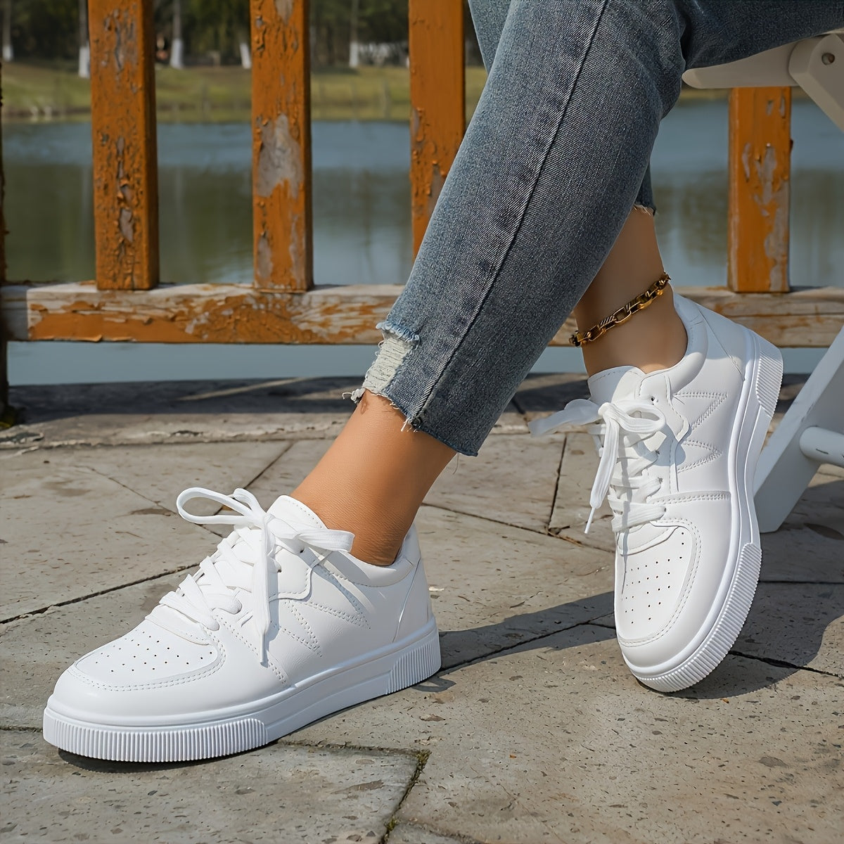 Women's Lightweight Skate Sneakers White Pink Synthetic Upper Breathable Fabric Rubber Sole