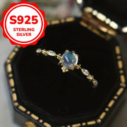 Women’s Gold Plated Geometric Ring with Four-Prong Design