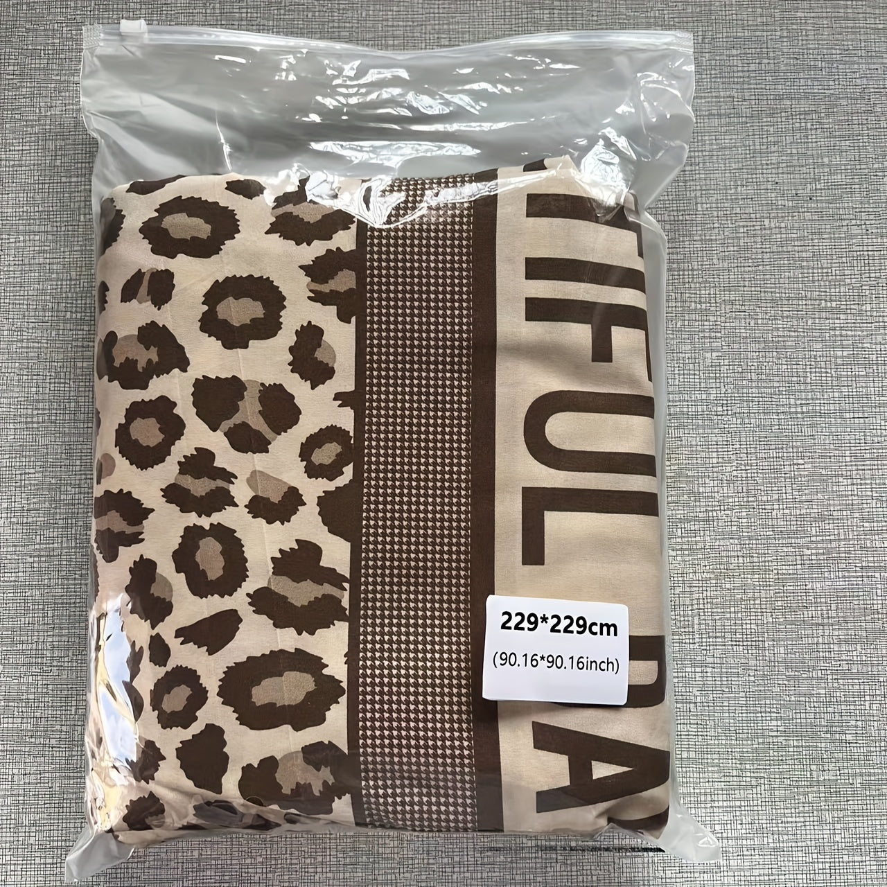 Leopard Print Duvet Cover Set with 2 Pillowcases for Bedroom and Guest Room