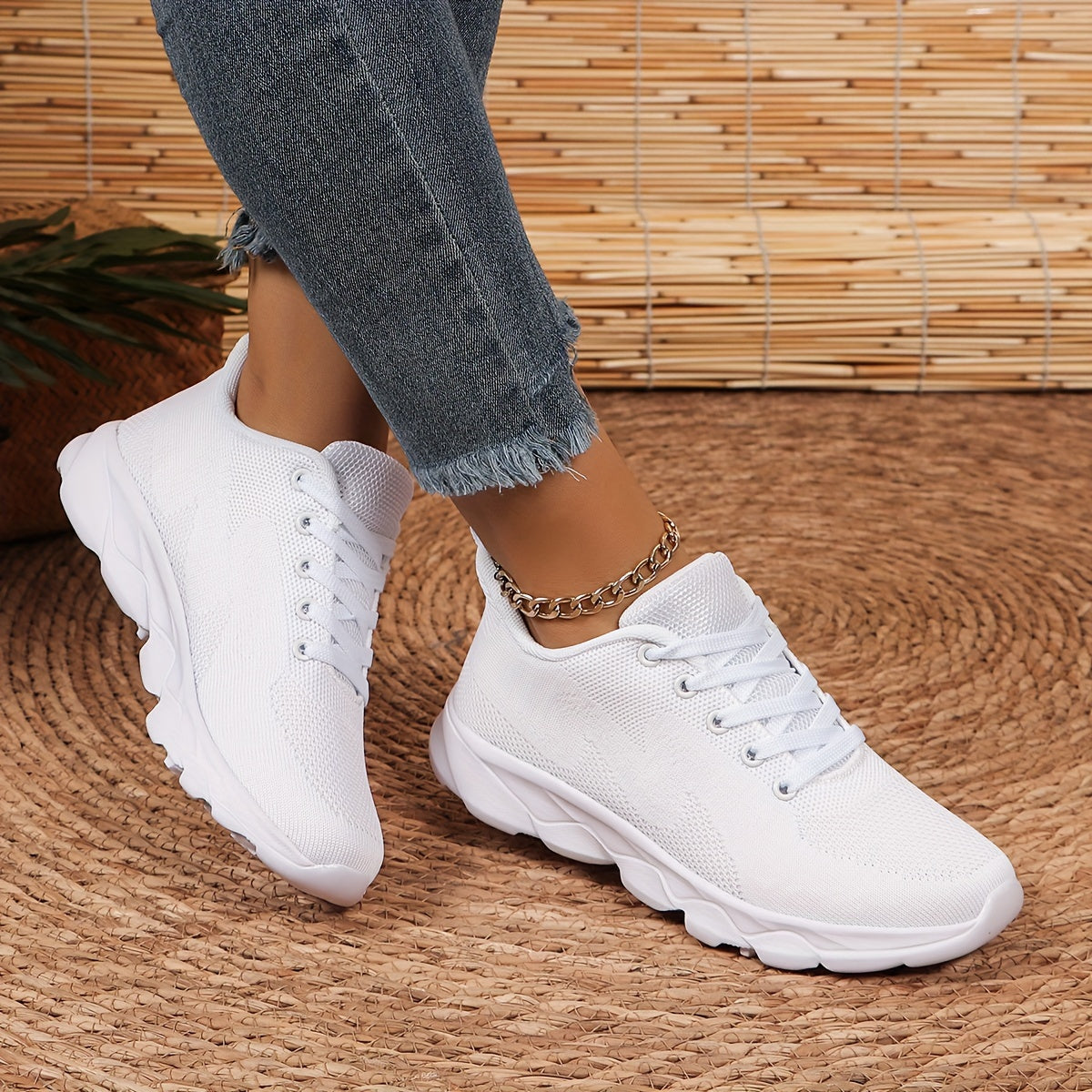 Women’s Breathable Knit Sneakers Black and White Striped Low-Top Running Shoes