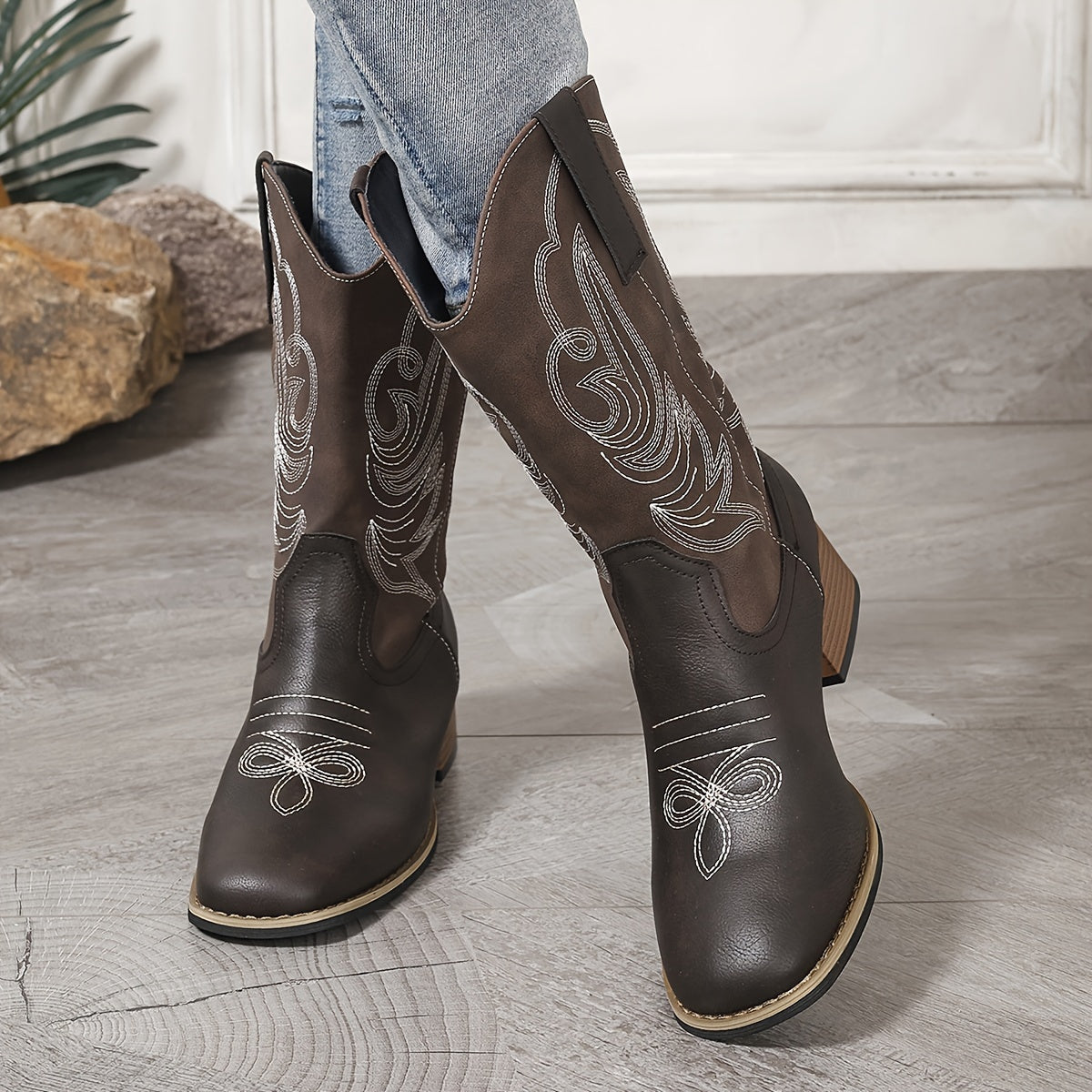 Women's Faux Leather Embroidered Chunky Heel Cowboy Boots with Square Toe