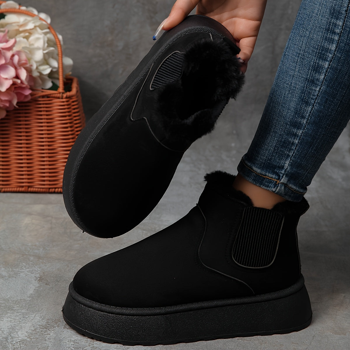 Women's Faux Fur Lined Ankle Boots with Thick Platform and Mid Heel