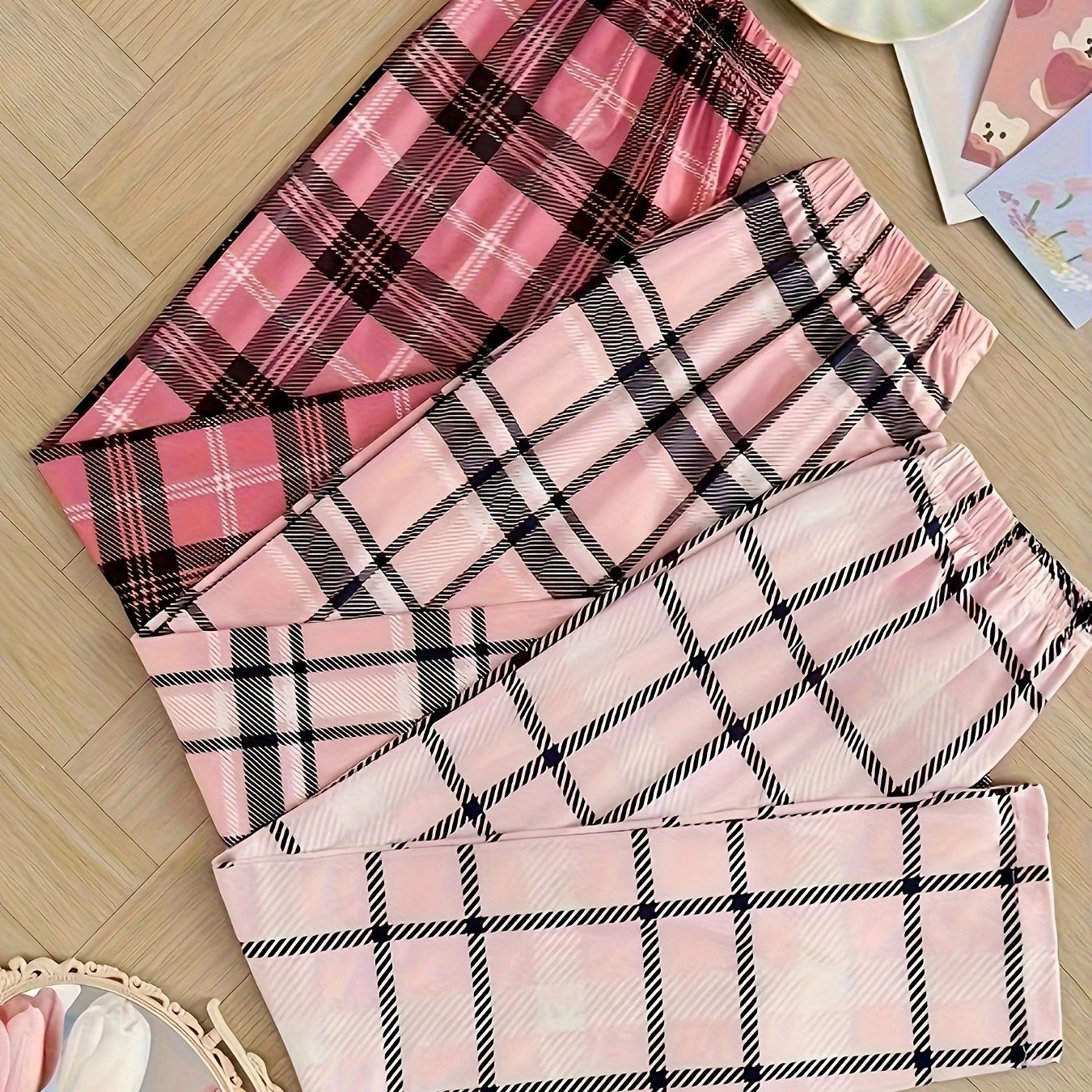 Women's Pink and White Plaid Sleepwear Pants Set with Elastic Waist for All-Season Comfort