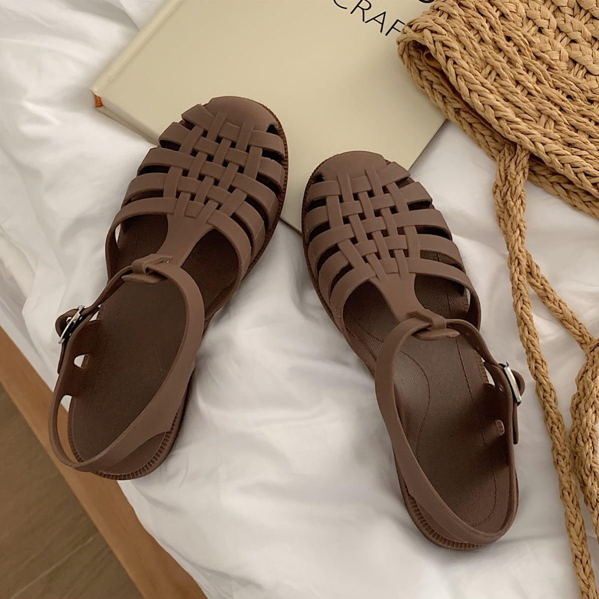 Women Hollow-Out Woven Flat Sandals Summer Casual Breathable PVC
