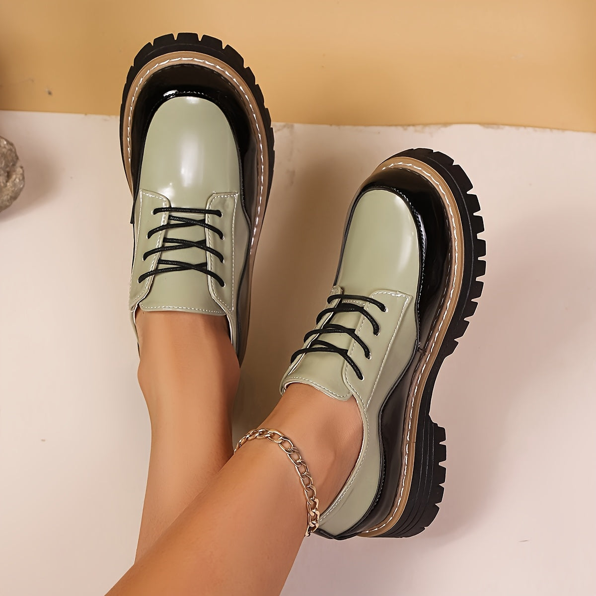 Women’s Two-Tone Loafers Soft Sole Platform Shoes with Chunky Heel