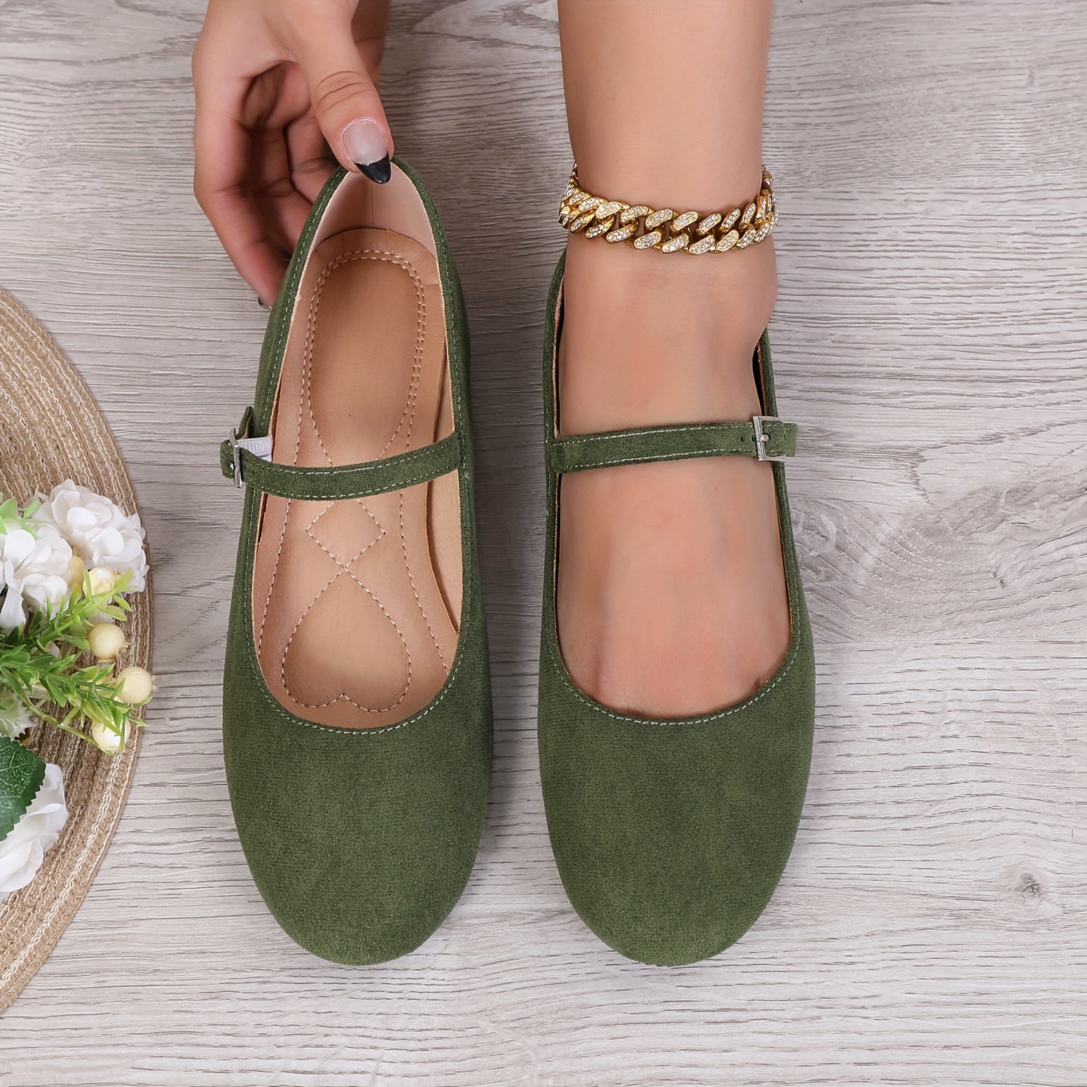 Women's Flat Shoes Buckle Strap Solid Color Ballet Flats