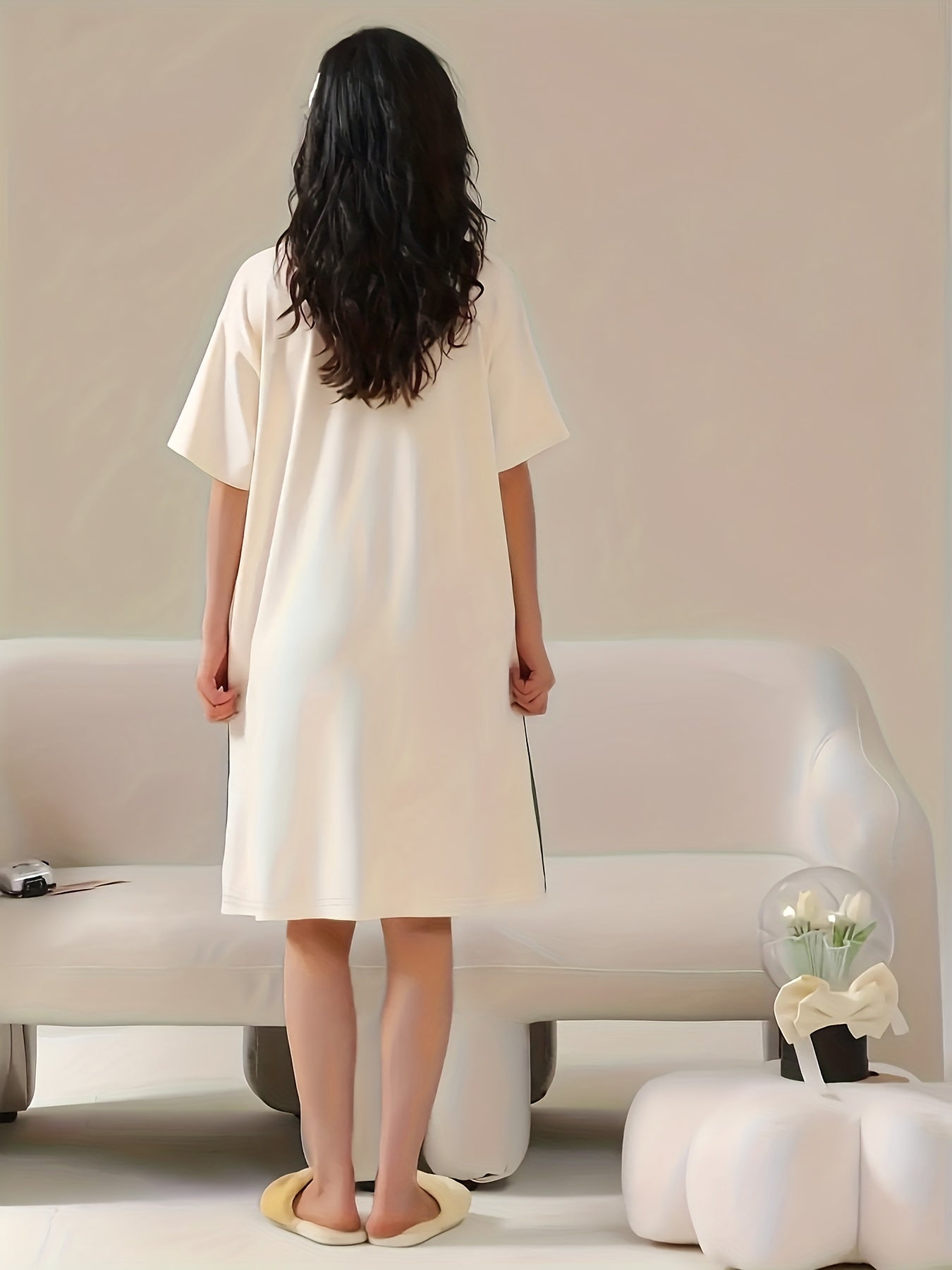 Camisón casual para mujer con estampado de oso de dibujos animados, mangas cortas, longitud media, mezcla de poliéster