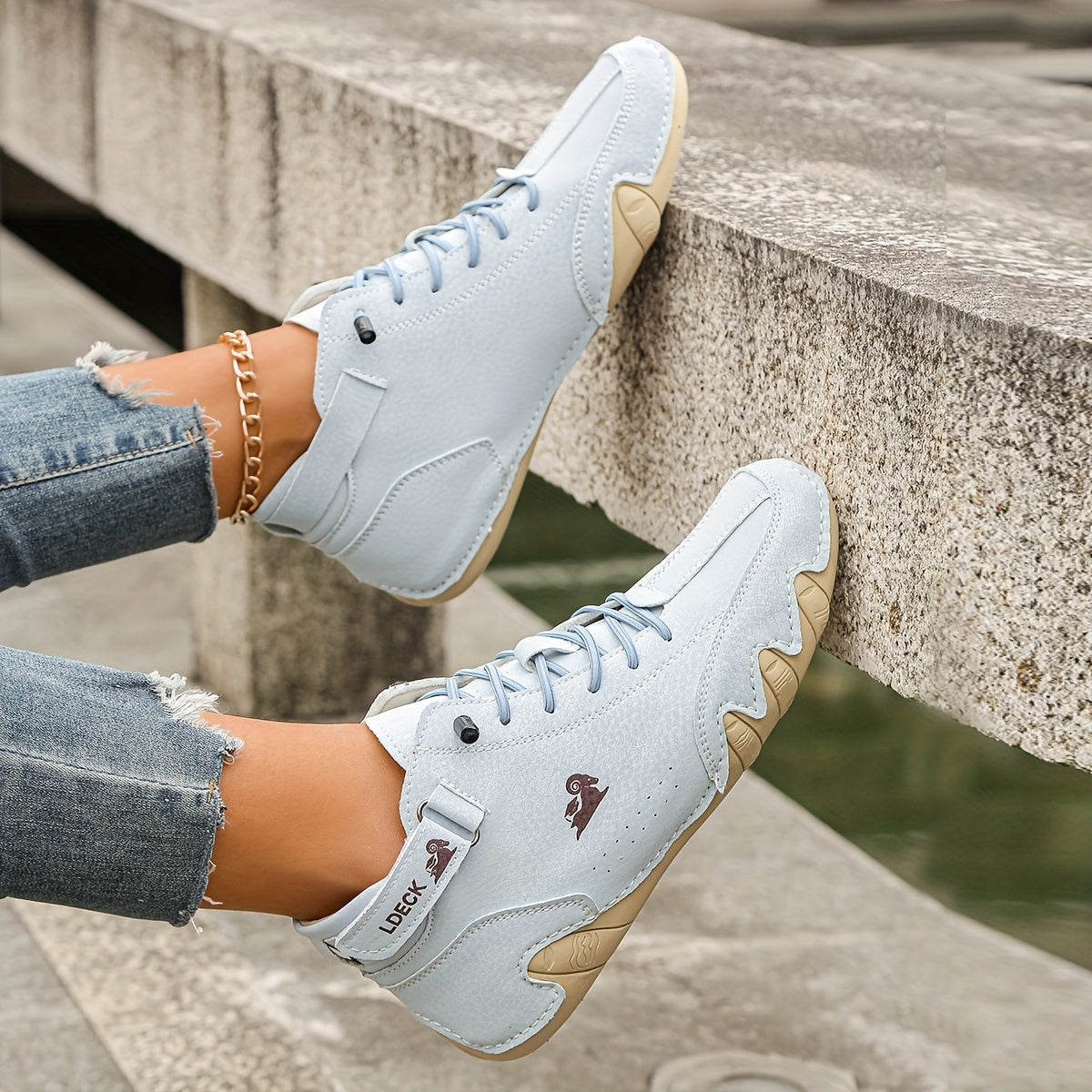 Ladies' Casual Light Color Sneakers with Anti-Slip Rubber Sole