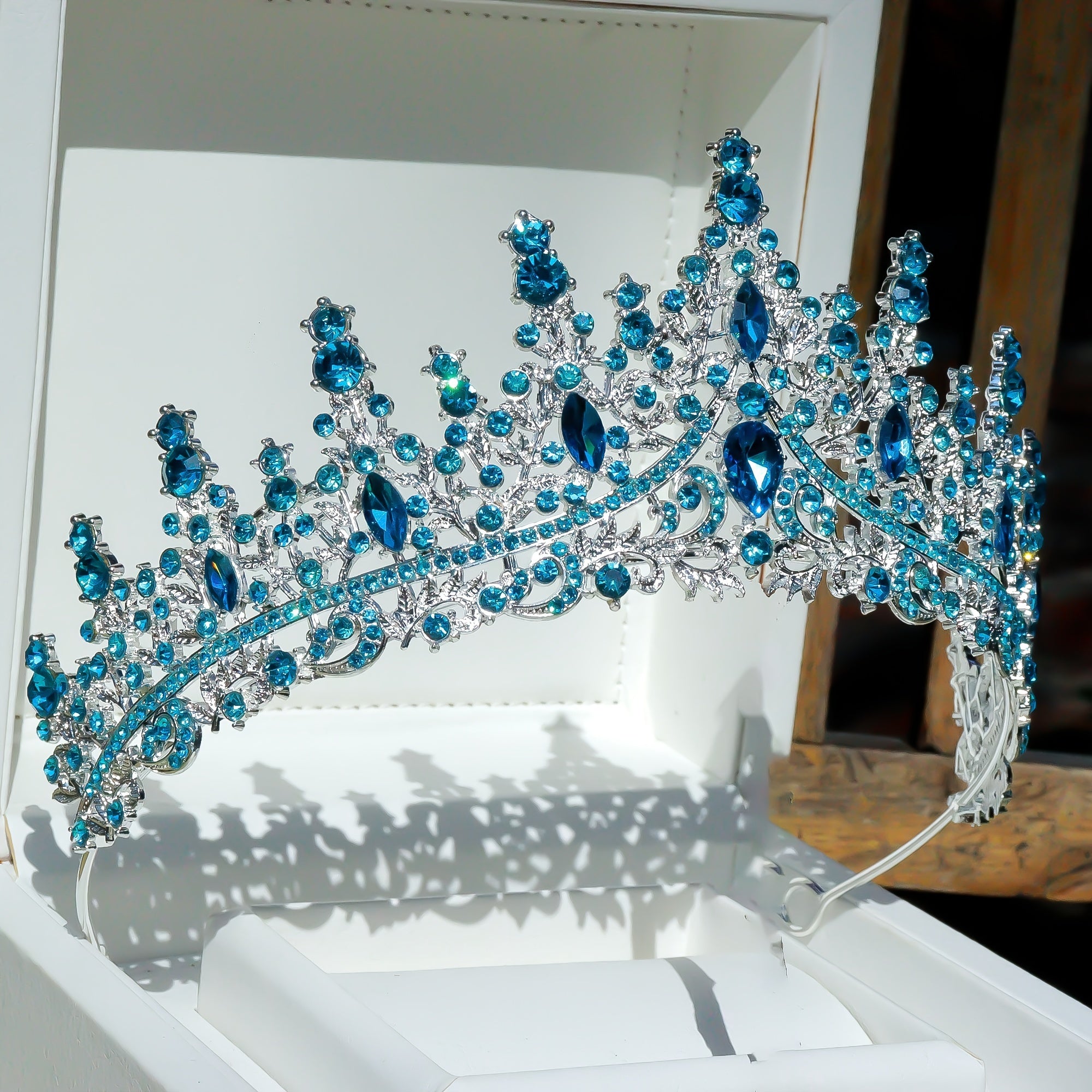 Bohemian Leaf Print Bridal Tiara with Rhinestones Alloy Wedding Hair Accessory