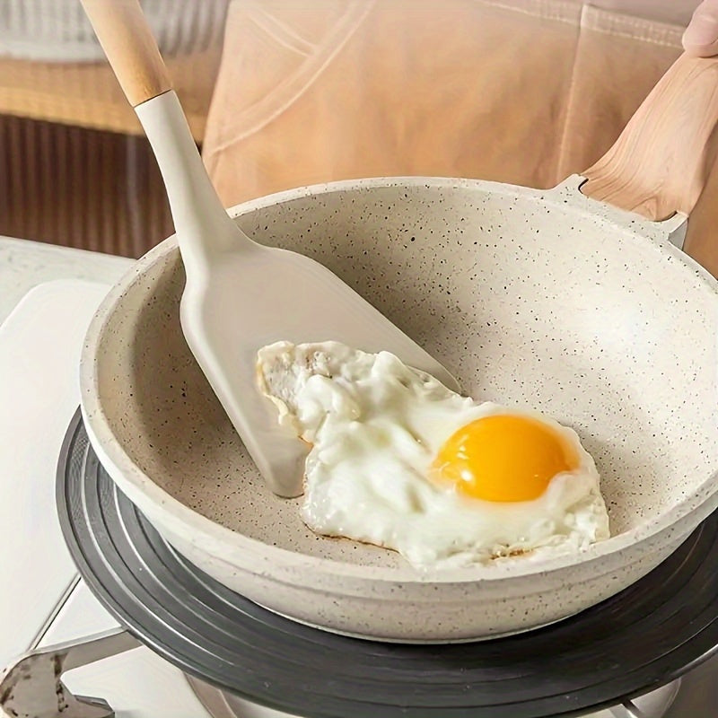 Set of 5 Non-Stick Kitchen Utensils with Wooden Handles for Cooking and Baking