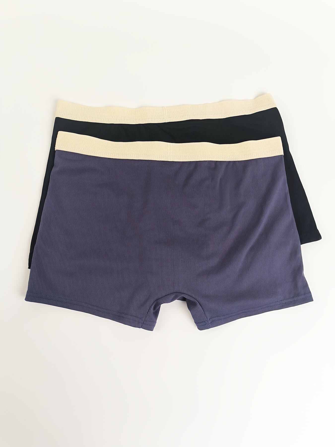 4-Pack Erkaklar uchun Boxer Briefs, 95% Polyester va 5% Spandexdan tayyorlangan, o'rtacha cho'ziluvchan trikotaj mato, bir rangli qisqa ichki kiyim, tasodifiy sport trunks, engil va qulay moslik.