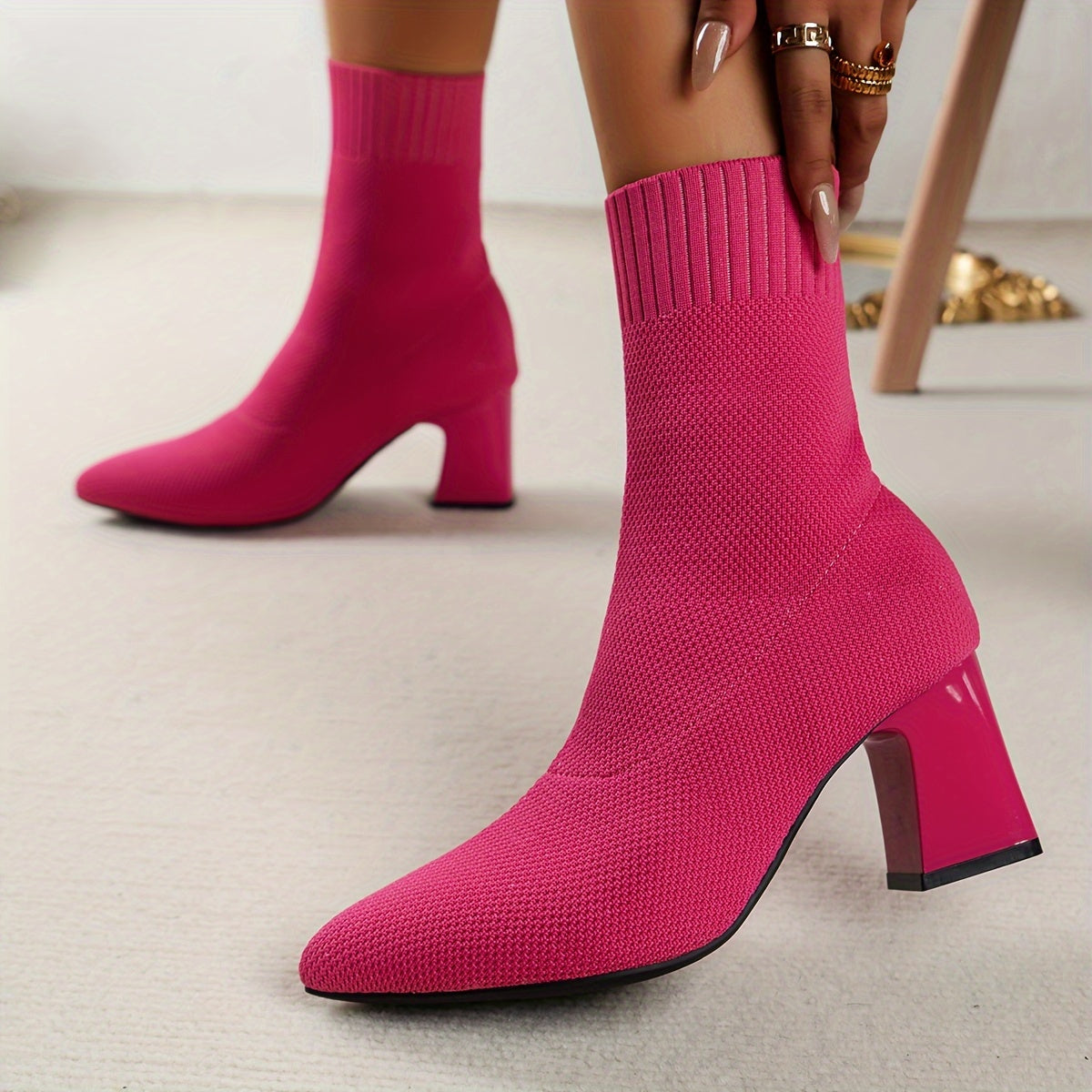 Women's Solid Color Chunky Heel Boots Casual Point Toe Slip On Dress