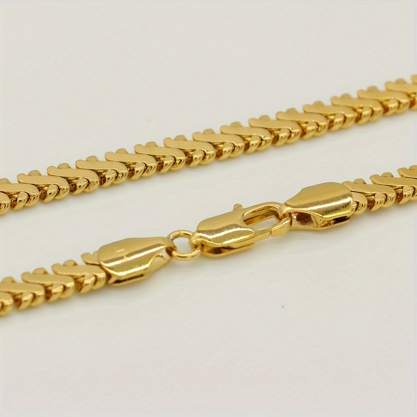 Gold-Plated Brass Necklace with Hip-Hop Influence 45.72cm for Weddings and Casual Wear
