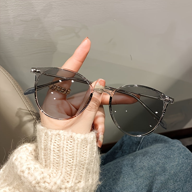 Vintage Photochromic Glasses for Women Metal Frame Anti-Reflective Lenses for Driving Travel Beach