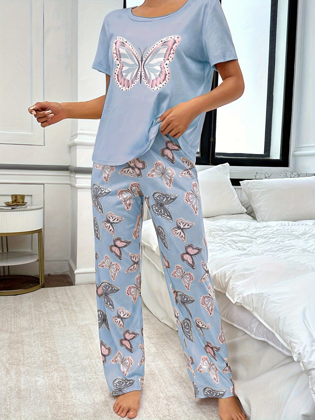 Butterfly Print Pajama Set for Women with Short Sleeve Top and Elastic Pants