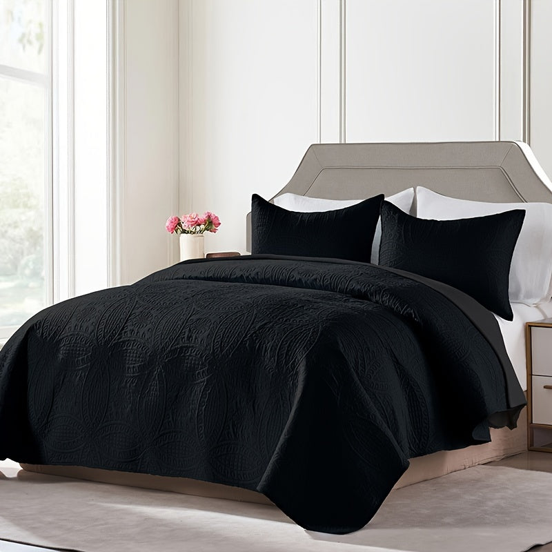 3-Piece Ultrasonic Embossed Polyester Bedspread Set with Quilt and Pillowcases for Modern Bedroom Decor