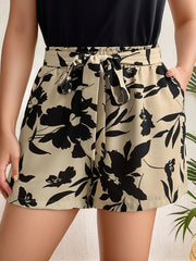 Plus o'lchamli gul bosmaqli shortlar elastik bel, kundalik yozgi bej va qora