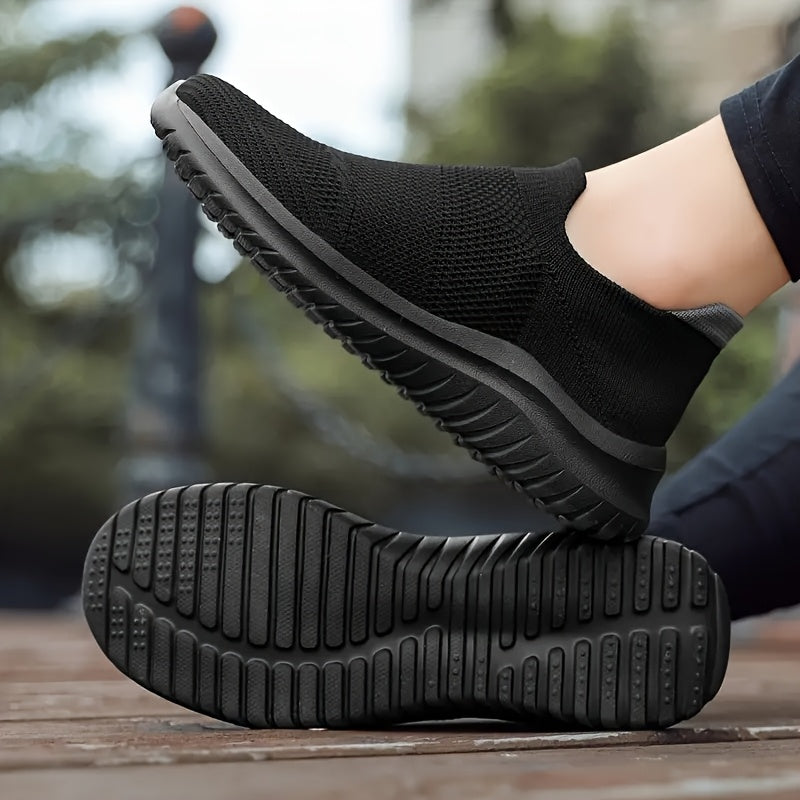 Ayollar uchun nafas oladigan slip-on sport poyabzali neon ranglar yengil yurish poyabzali