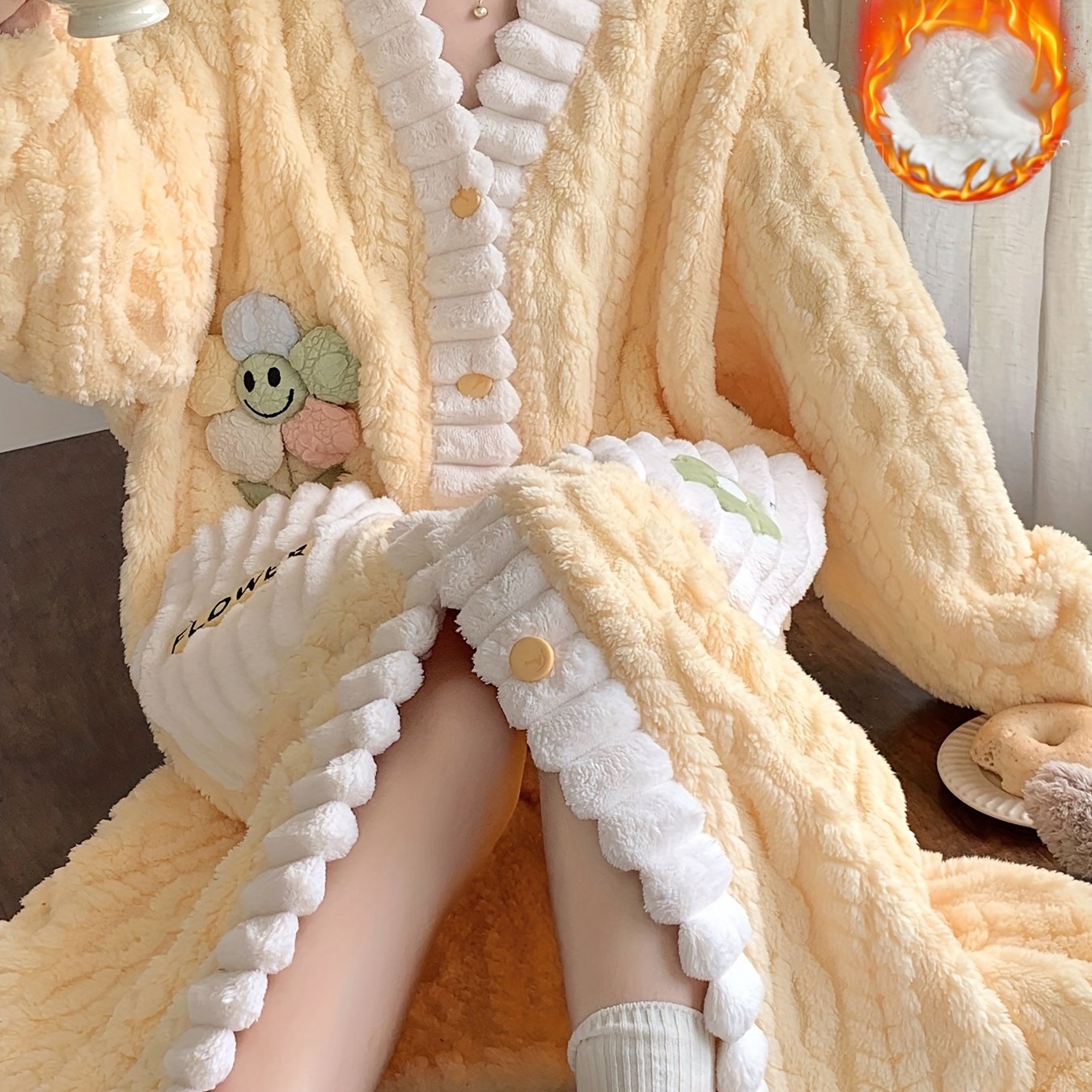 Women's Fleece-Lined V-Neck Sleep Robe with Pockets and Floral Pattern