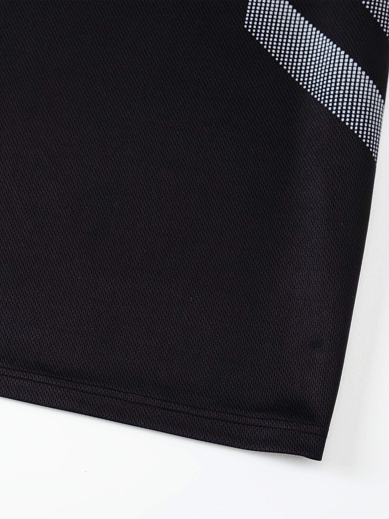 Men's Summer Polyester Sportswear Set T-Shirt and Shorts Printed Design