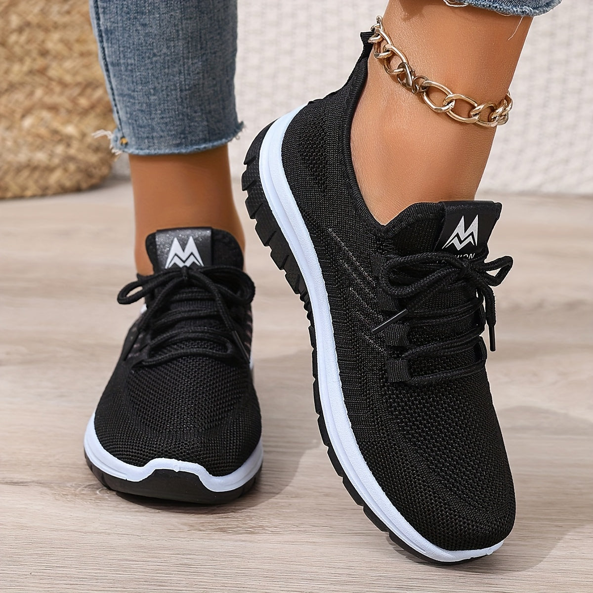 Women's White Plus Size Casual Sneakers Breathable Fabric Comfort Lace-Up