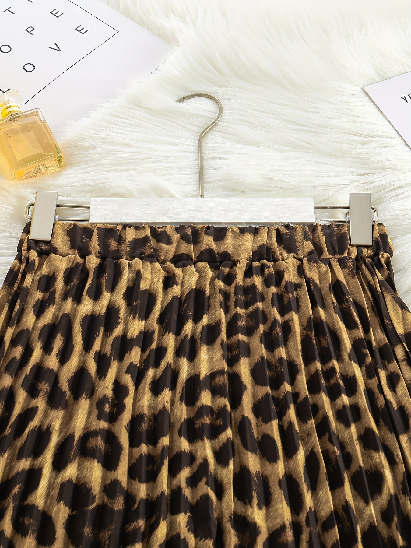 Women's Leopard Print Pleated Midi Skirt Polyester Flared Hem All Seasons