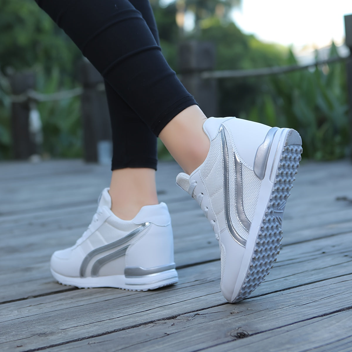 Ladies Casual Sneakers White Black Mesh TPR Sole All-Season Comfort