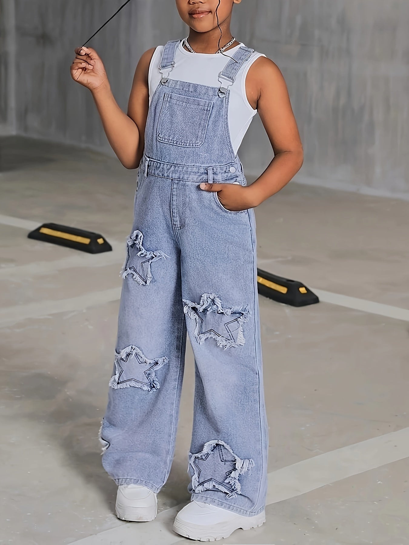 Джинсовый комбинезон с широкими штанинами для девочек с нашивкой в виде звезды и длинной длиной