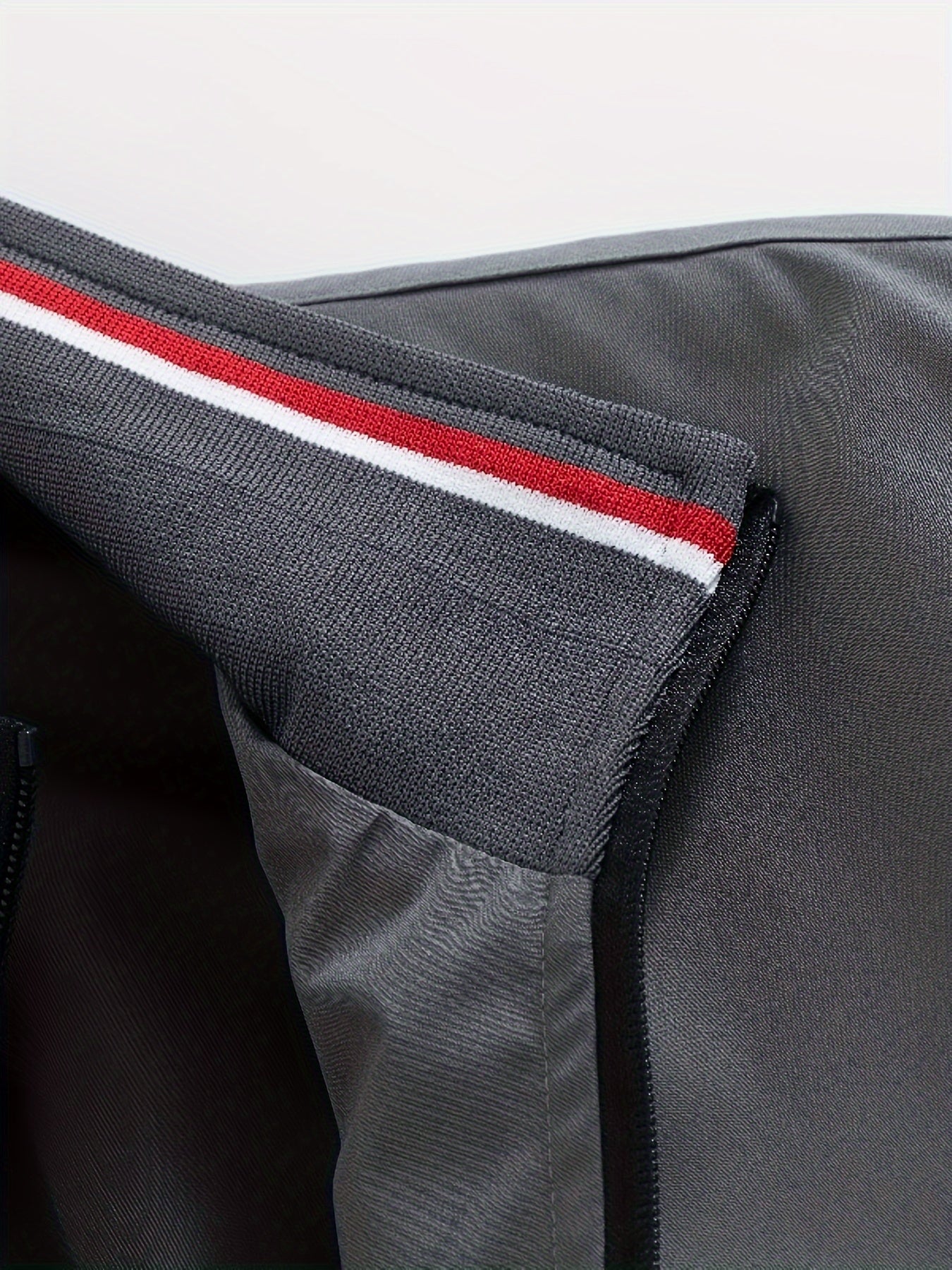 Erkaklar uchun tasodifiy chiziqli jakket, cho'ntaklar bilan, turli xil yenglar, fermuar yopilishi va uzun yenglar bilan, ochiq havoda kiyish uchun mos.